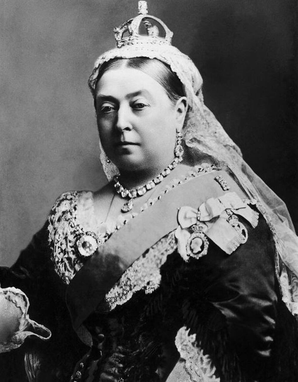 Paintings created by Queen Victoria to be shown in Wolverhampton next ...