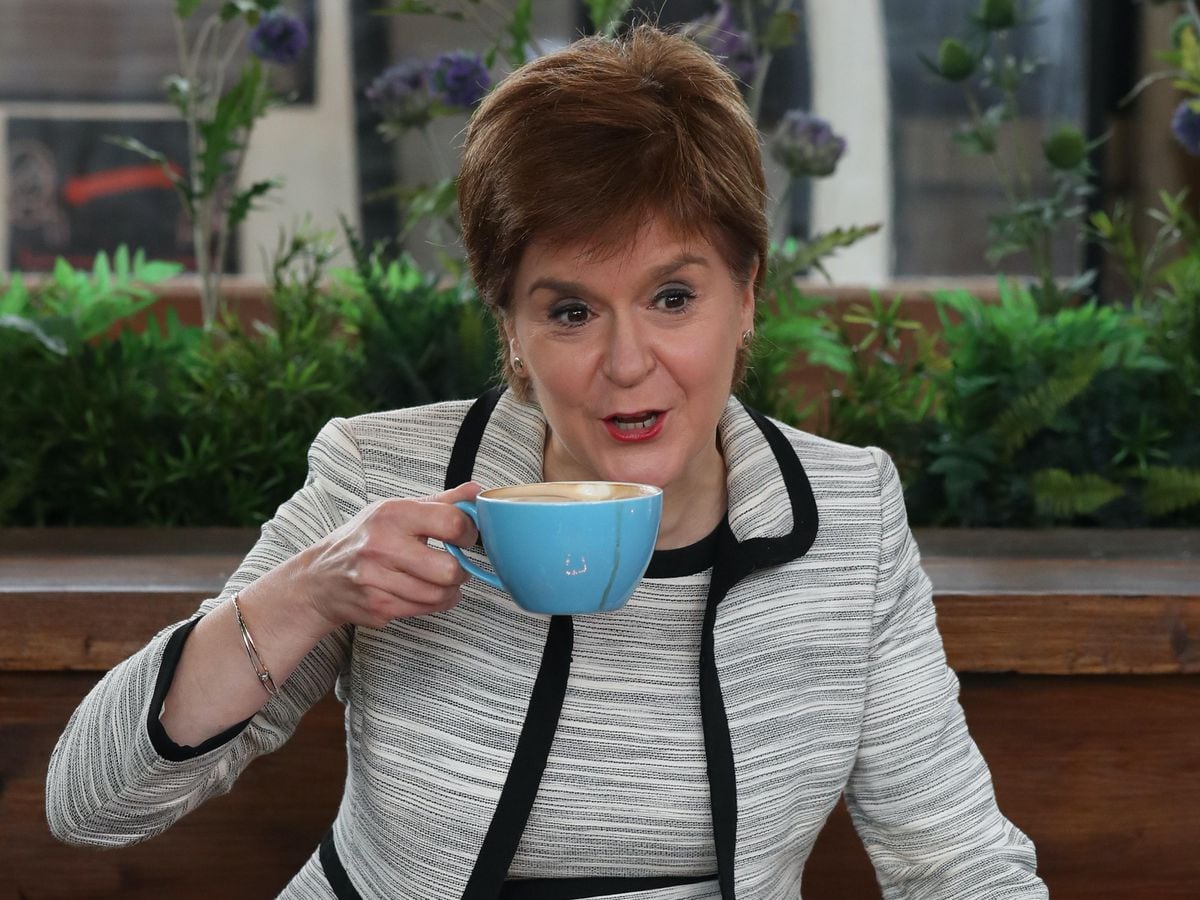 Nicola Sturgeon admits 'lack of clarity' over cafe shutdown exemption | Express & Star
