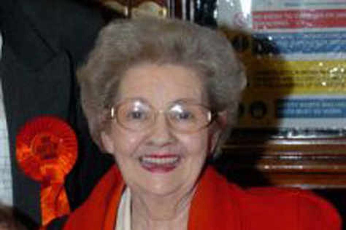 Councillor Joan Barton dies at the age of 79