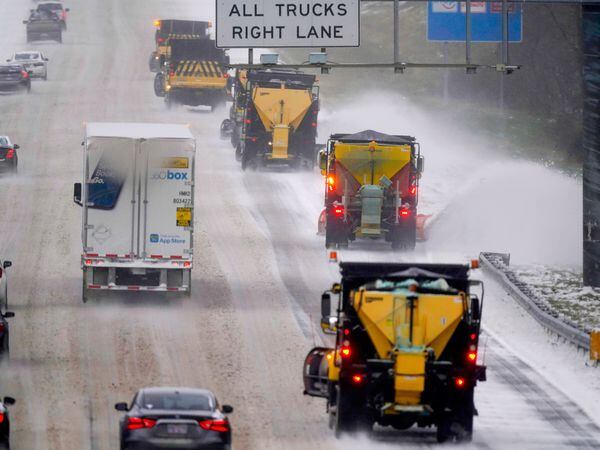 Vehicles navigate hazardous driving conditions in North Carolina