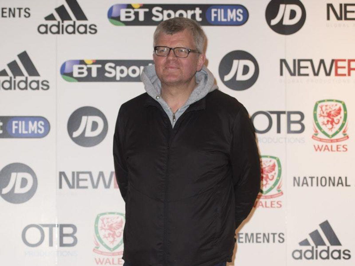 Adrian Chiles at a premiere