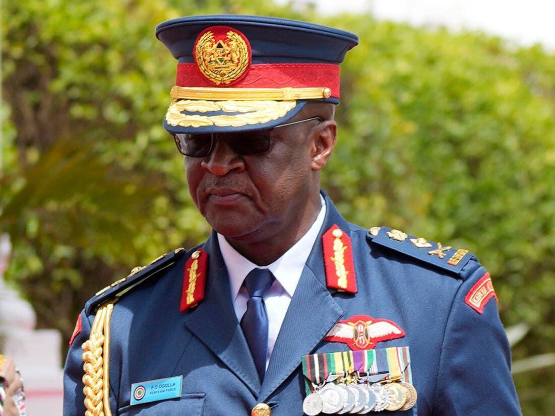 Kenya’s military chief dies in helicopter crash