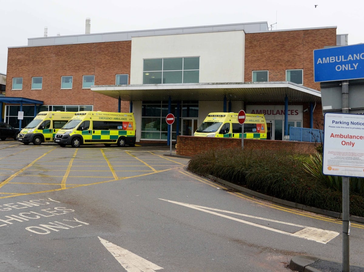 Beds almost full at under-pressure Sandwell and City hospitals - expressandstar.com