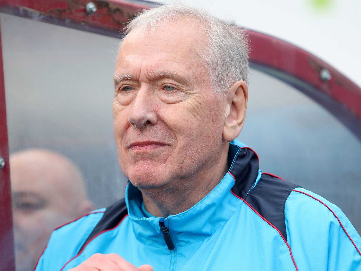 Martin Tyler has apologised for the misunderstanding his comments caused