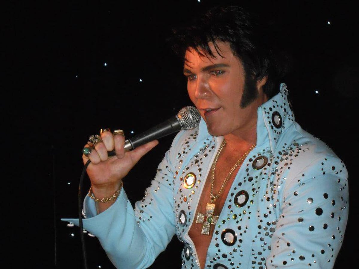 Elvis Impersonator - wide 7