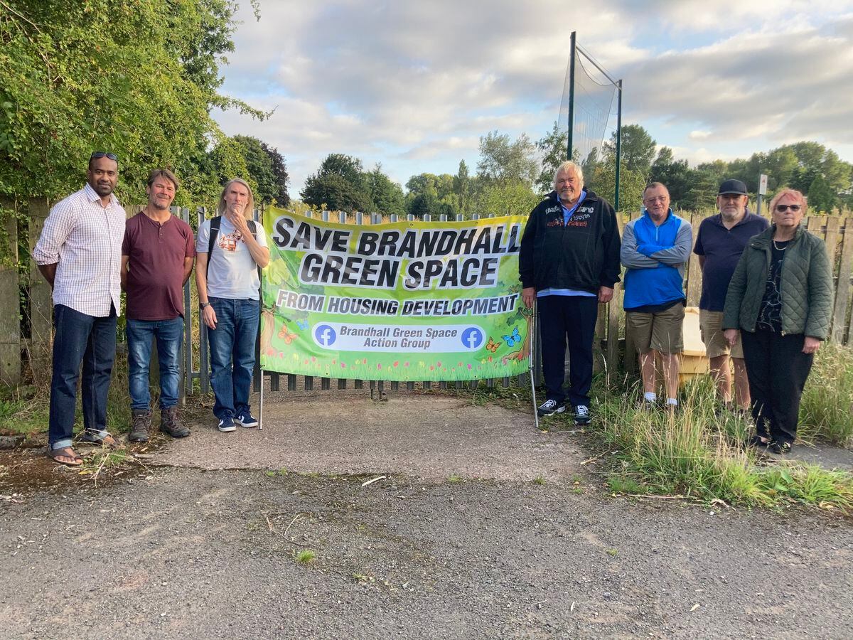 Campaigners make their views on Brandhall Golf Course known