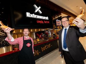 Mike Wood MP for Dudley South cut the ‘sausage’ ribbon alongside Extrawurst UK CEO, Sam Shutt. 