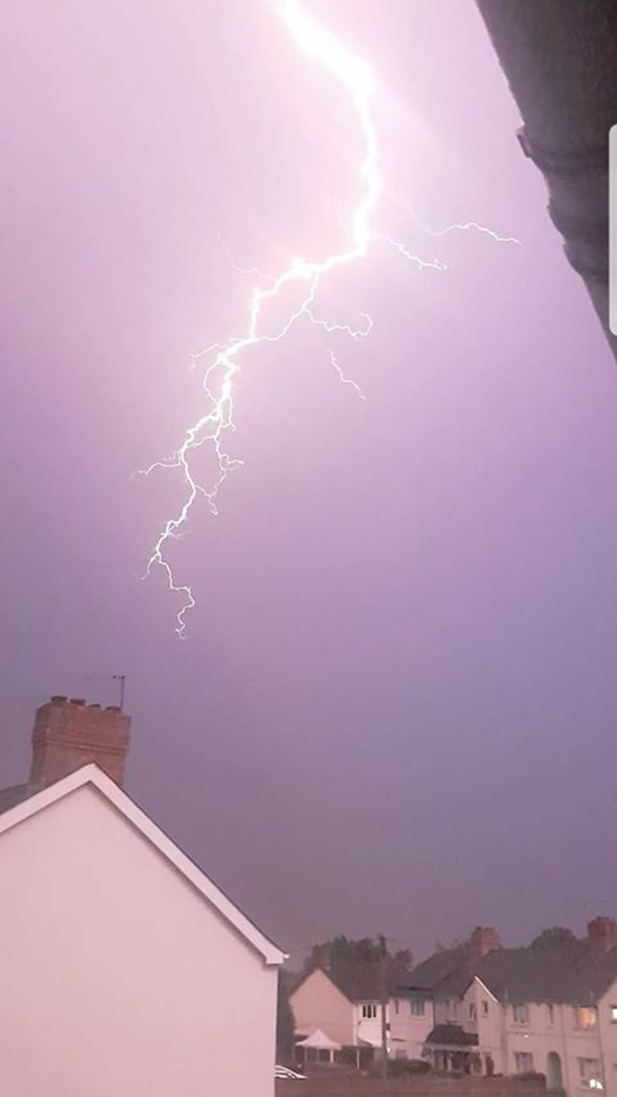 Lightning seen in Willenhall and captured by Kas Tonks
