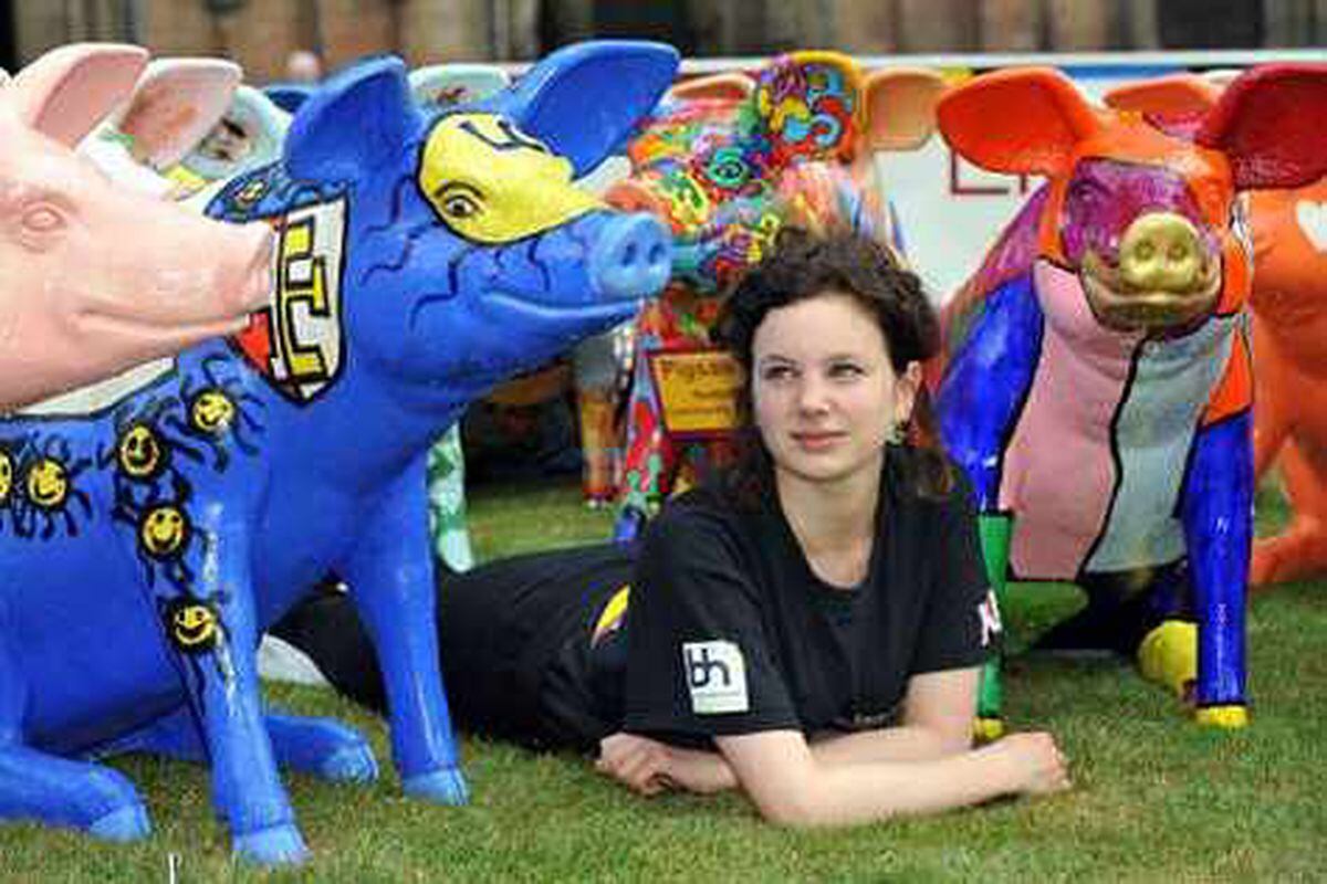 Painted porkers pig up Lichfield Festival parade