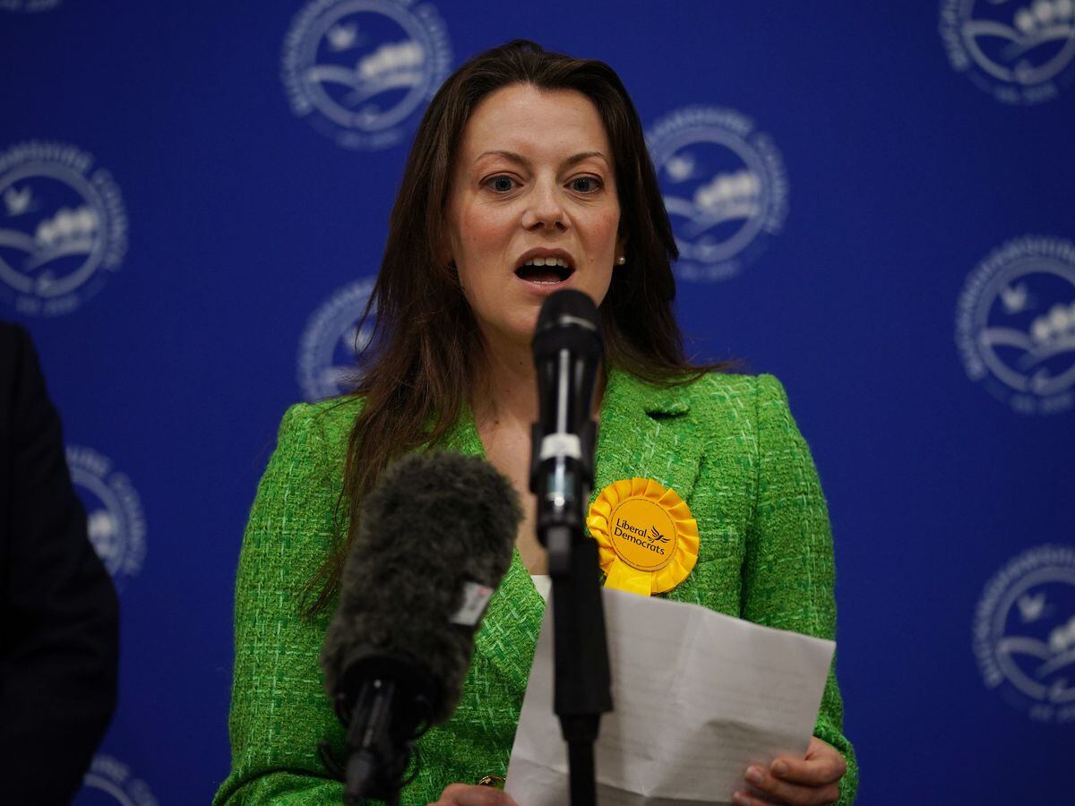Sarah Green of the Liberal Democrats makes a speech after being declared winner