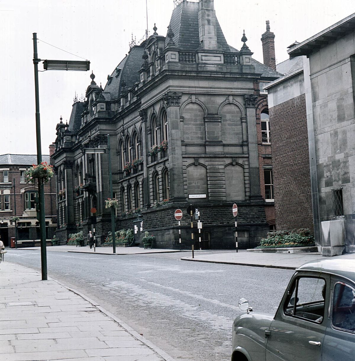 Wolverhampton Town Hall in the 1950s.