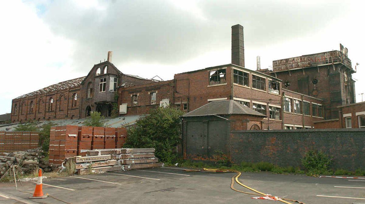 Flashback: 2004 blaze ravages Springfield Brewery