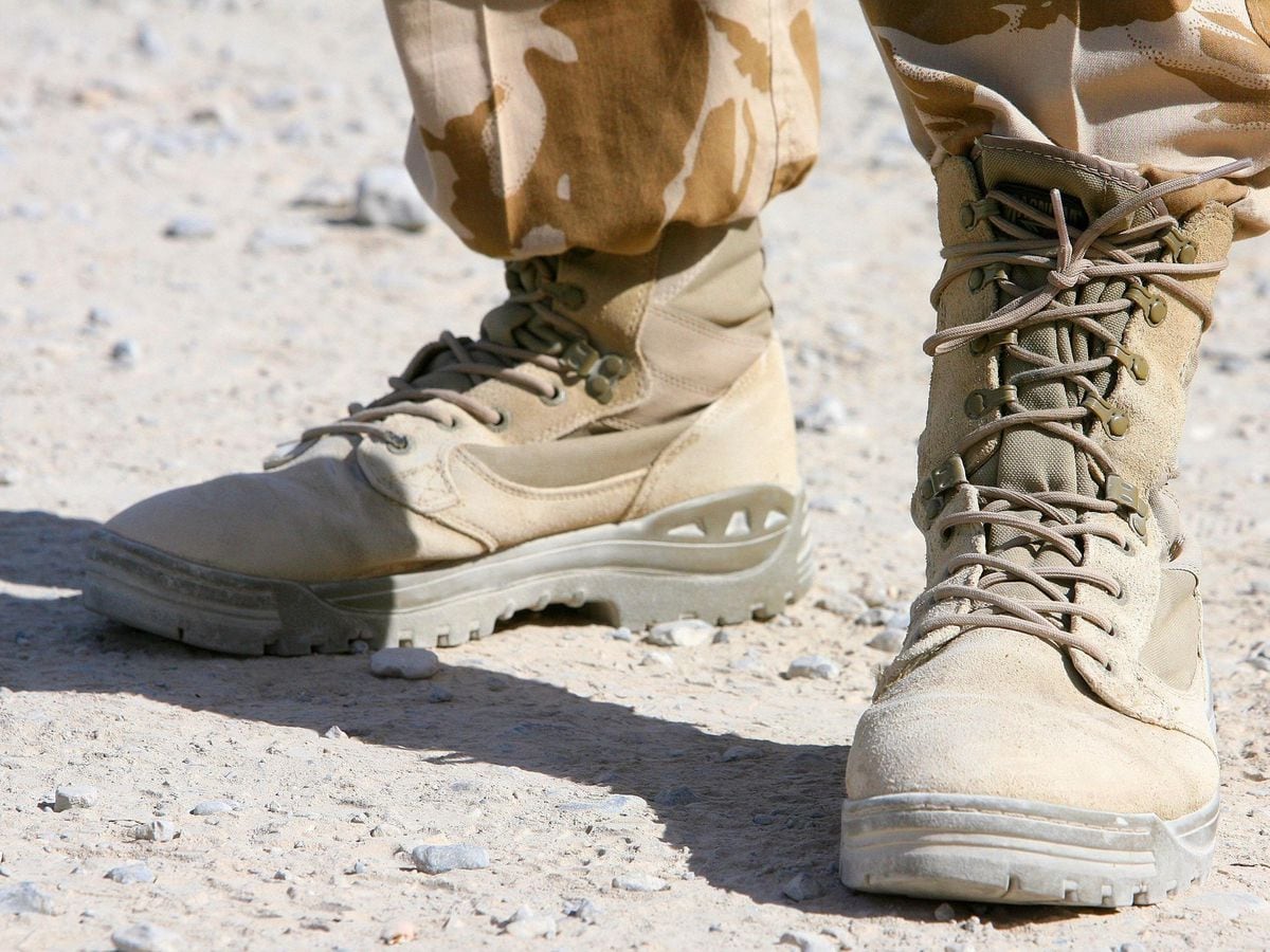 A soldierâs boots