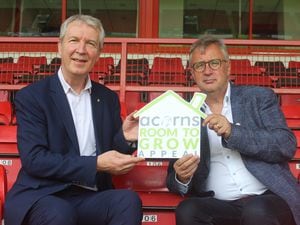 Noel Cramer (left), Director of Supporter Engagement at Acorns, and Leigh Pomlett, Co-Chairman of Walsall FC.