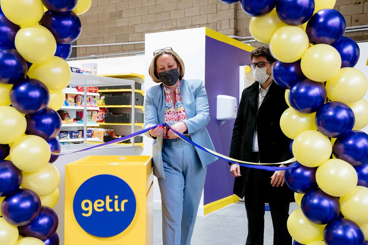 International Trade Secretary Anne-Marie Trevelyan officially opens the Getir warehouse in Wolverhampton