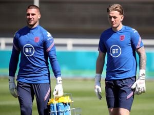
            
England goalkeepers Jordan Pickford (right) and Sam Johnstone during the training session at St George's Park, Burton upon Trent. Picture date: Tuesday June 15, 2021. PA Photo. See PA story SOCCER England. Photo credit should read: Nick Potts/PA Wire.
 
RESTRICTIONS: Use subject to FA 
restrictions. Editorial use only. Commercial use only with prior written consent of the FA. No editing except cropping.
          
