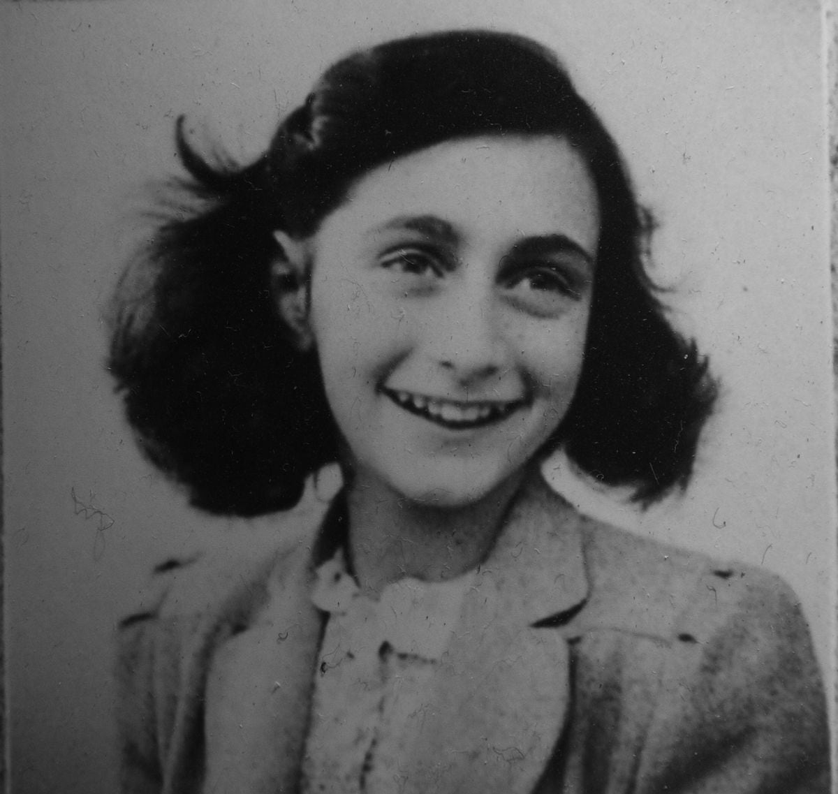 Anne Frank's 'don't hate' legacy to Black Country students | Express & Star