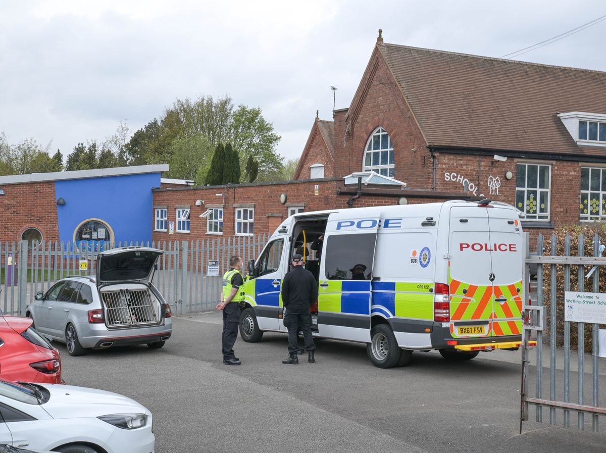 Police officers and dogs have been searching the school shortly after 8.30am. Photo: SnapperSK