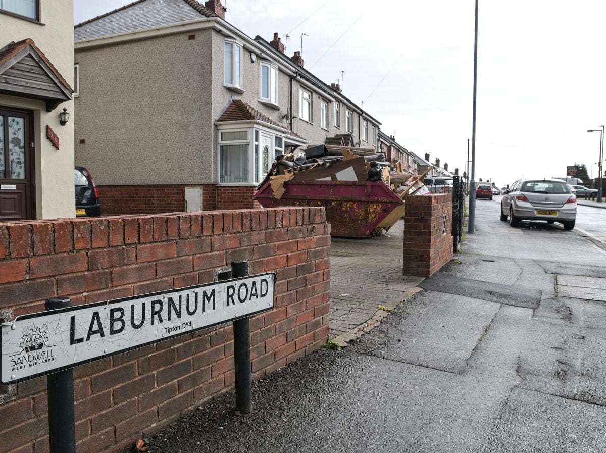 Police were called to reports about the man on Laburnum Road, Tipton. Photo: SnapperSK
