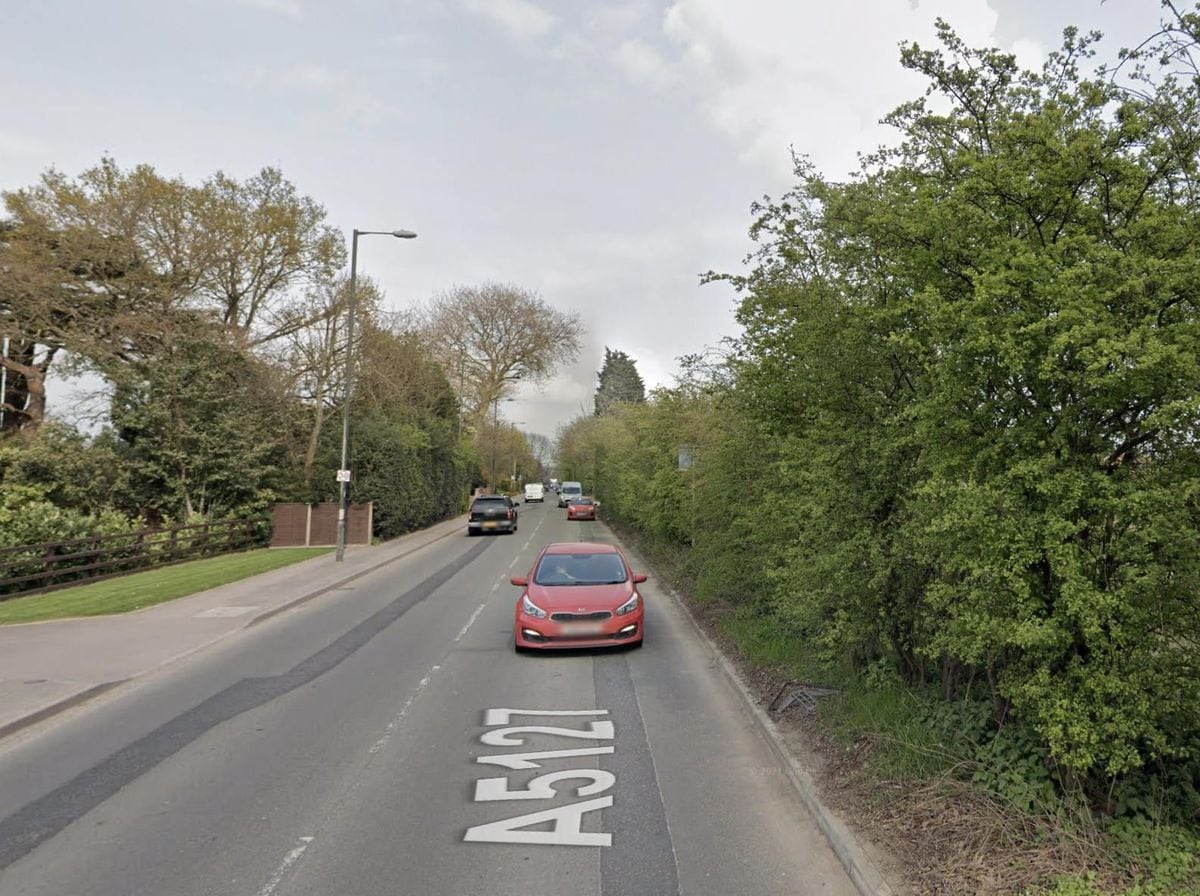 Residents 'not considered' as plans for 30 homes in 'gridlocked' village road approved 