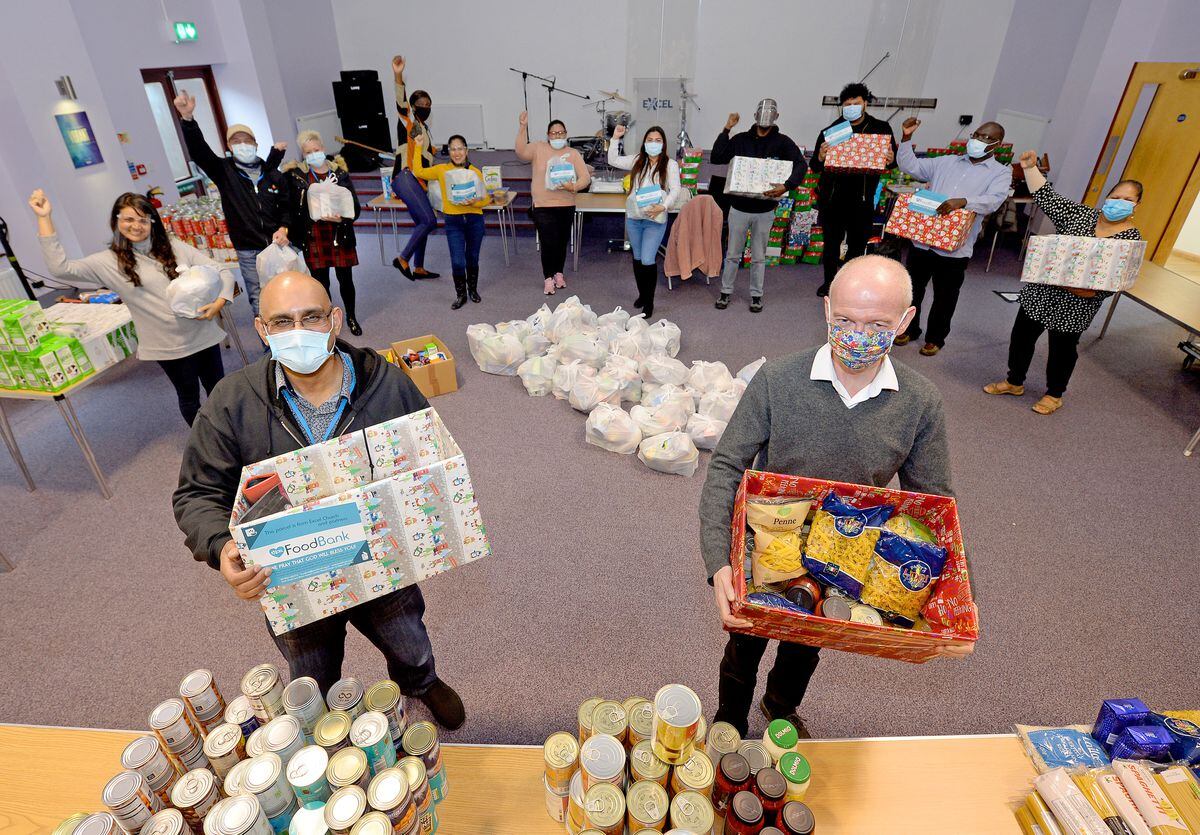 MP praises food bank volunteers for their 'amazing work ...