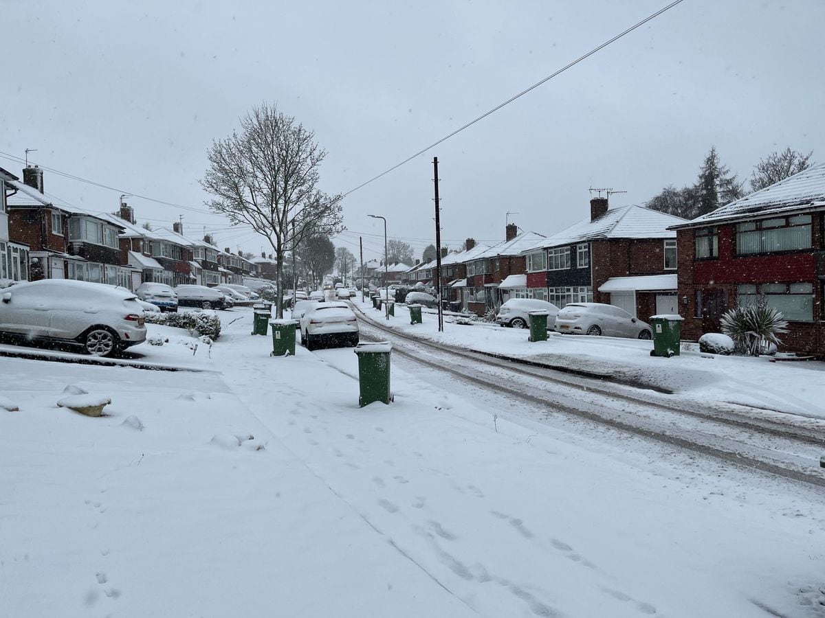 Snow in Grosvenor Road, Wolverhampton