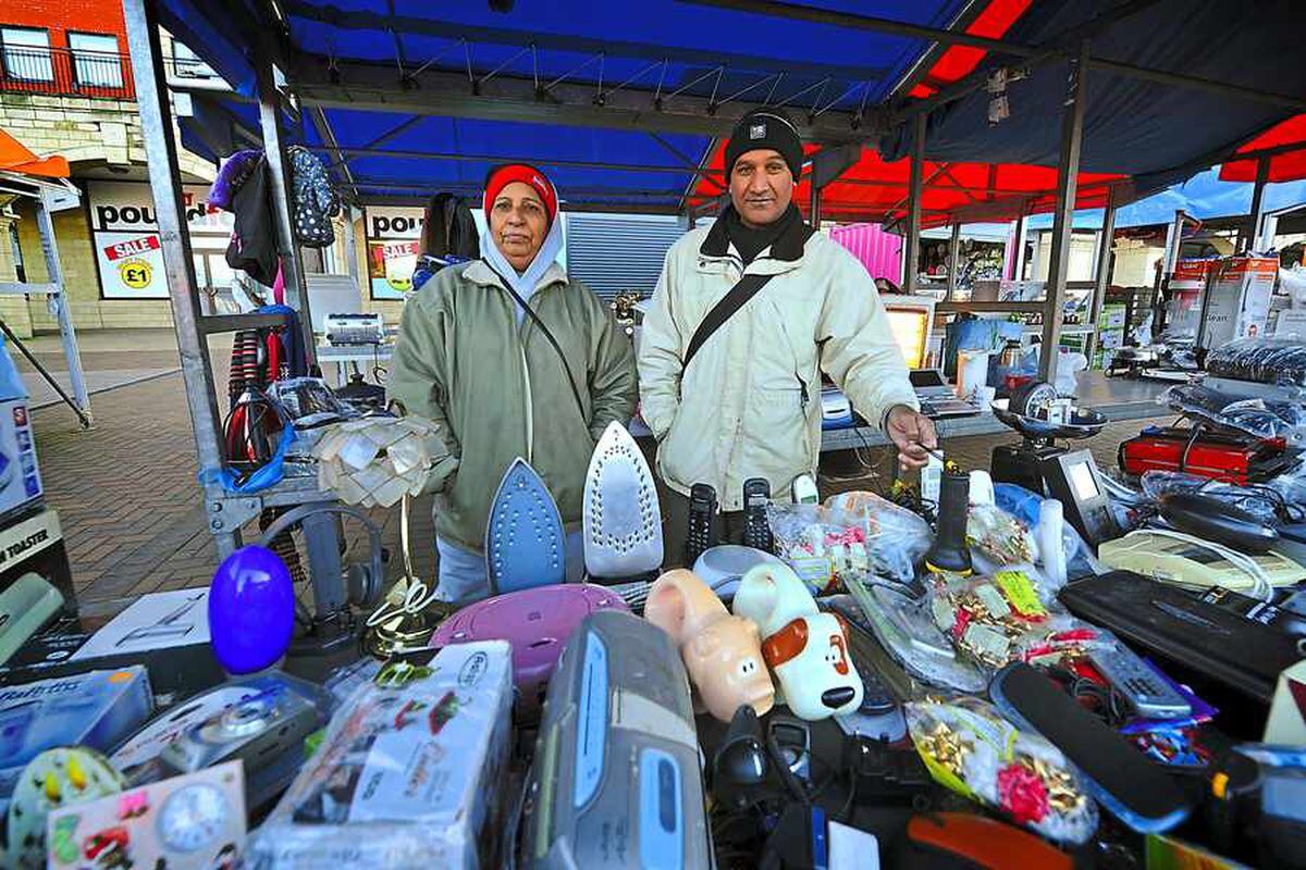 Gainchunde, 63, and Parsan Jassal, 62 on their stall