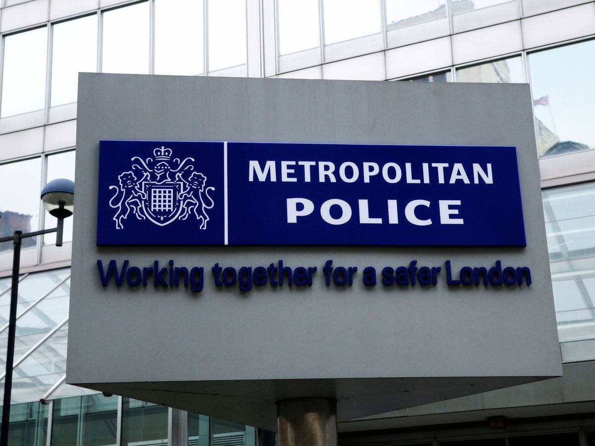 Metropolitan Police Sign