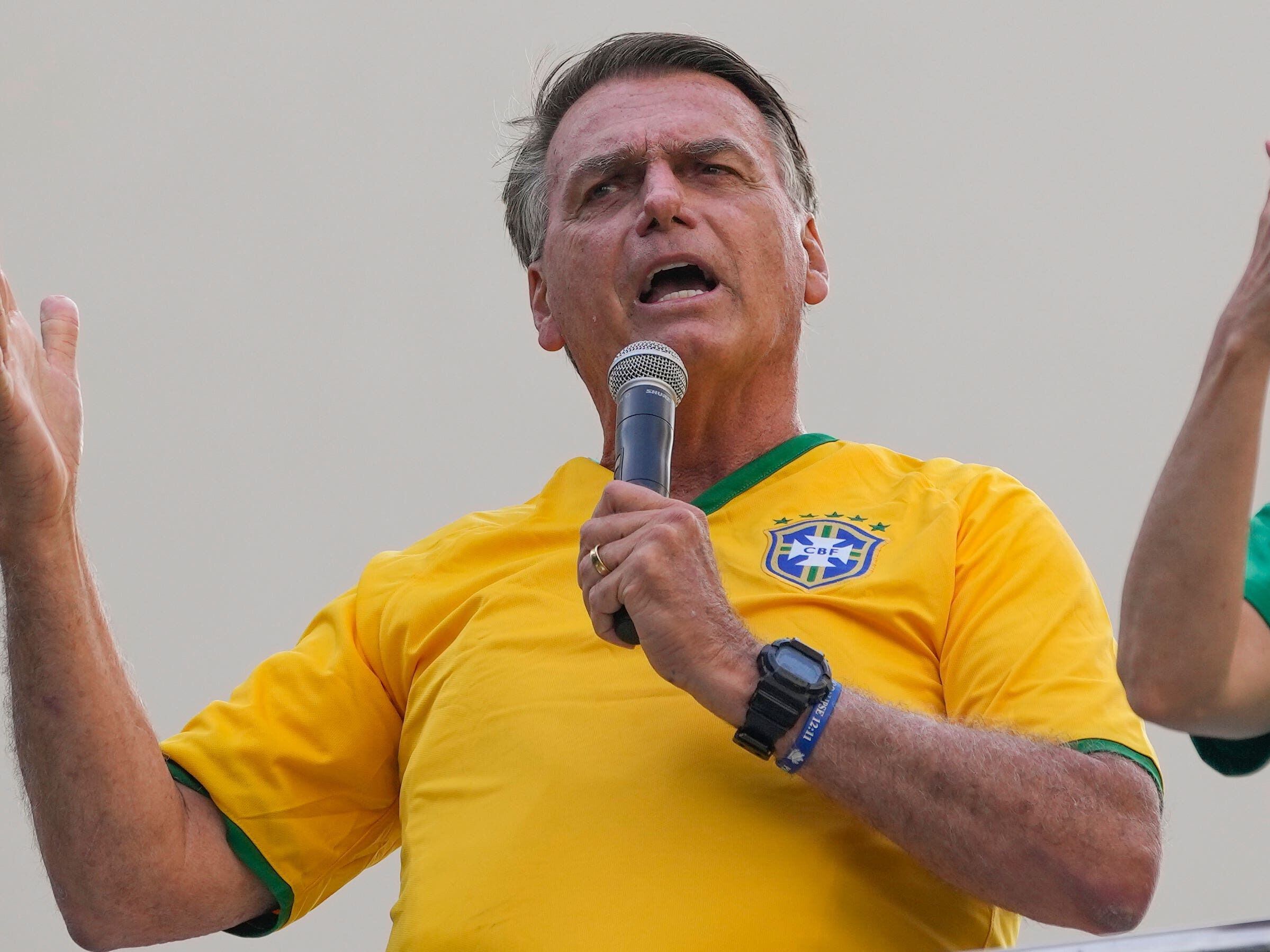 Brazil military chiefs told police of Bolsonaro’s plan to reverse 2022 election