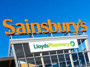 LloydsPharmacy has announced it will close its branches in Sainsbury's