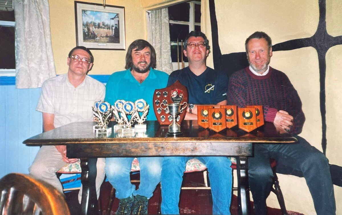 Kidderminster Quiz League team featuring Fred Jones, David Patrick, Keith Cresswell and John Harwood representing the Hare and Hounds, in Shenstone. 
