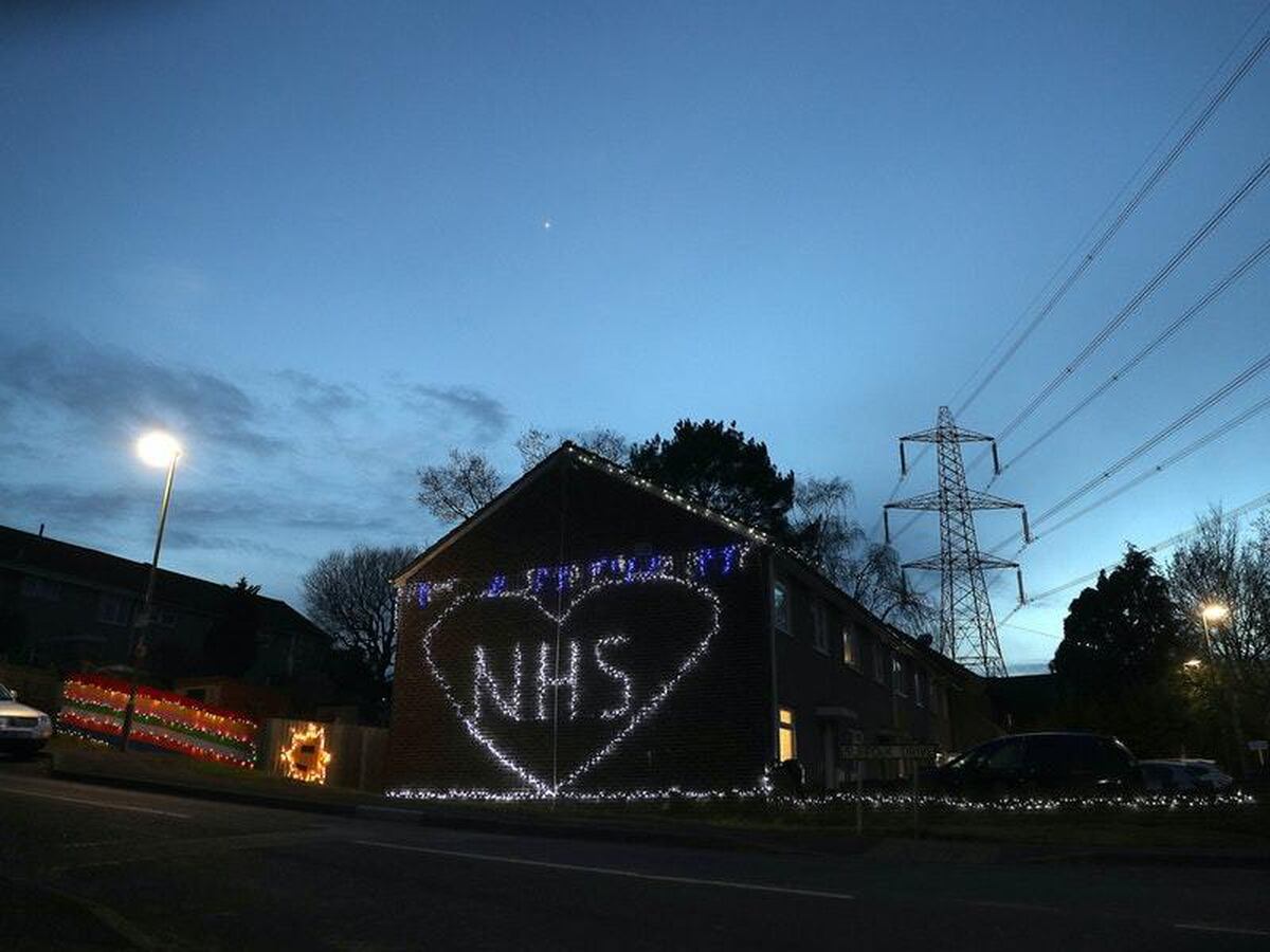 Family uses Christmas lights to decorate their house in tribute to NHS | Express & Star