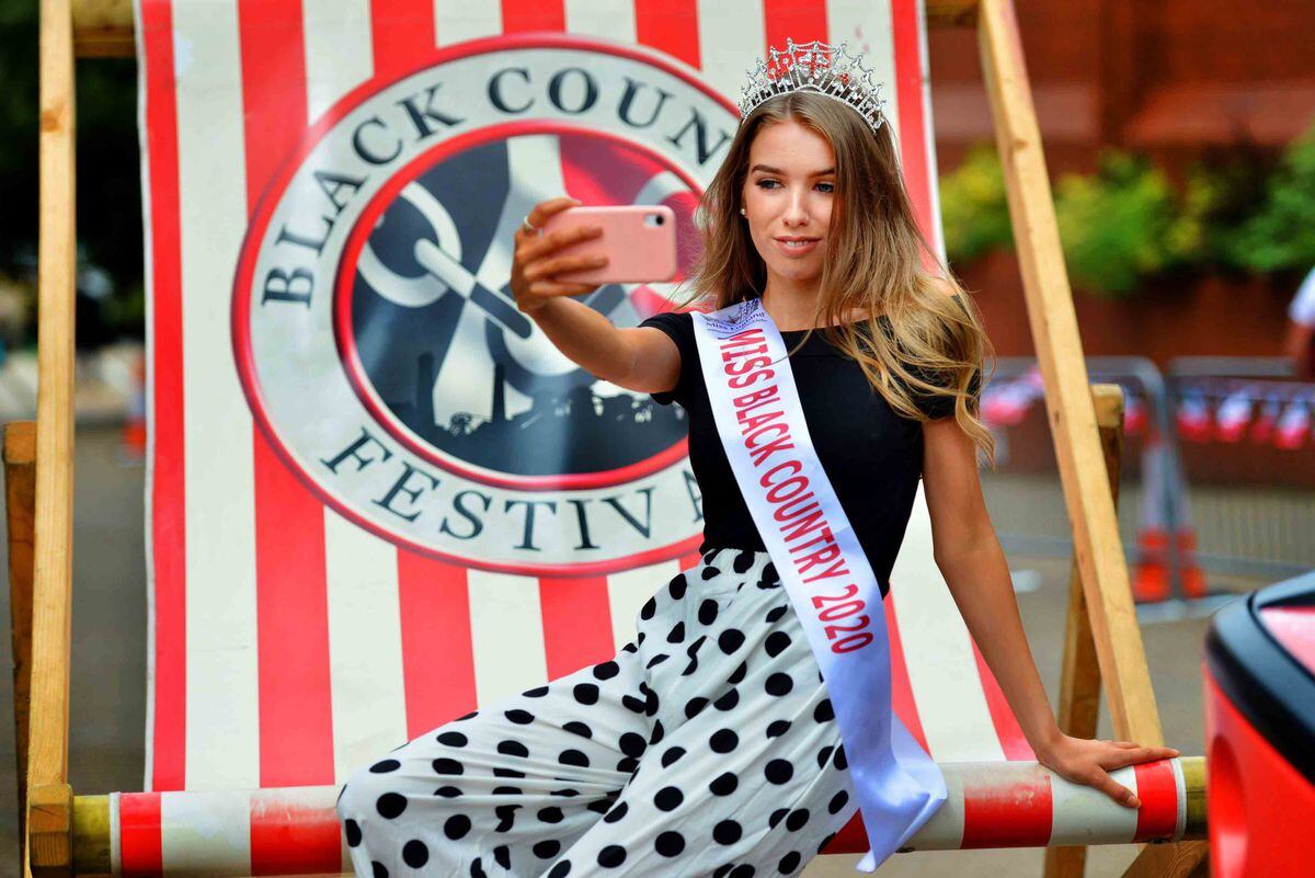 Miss Black Country Isobel Lines on the Black Country Deck Chair