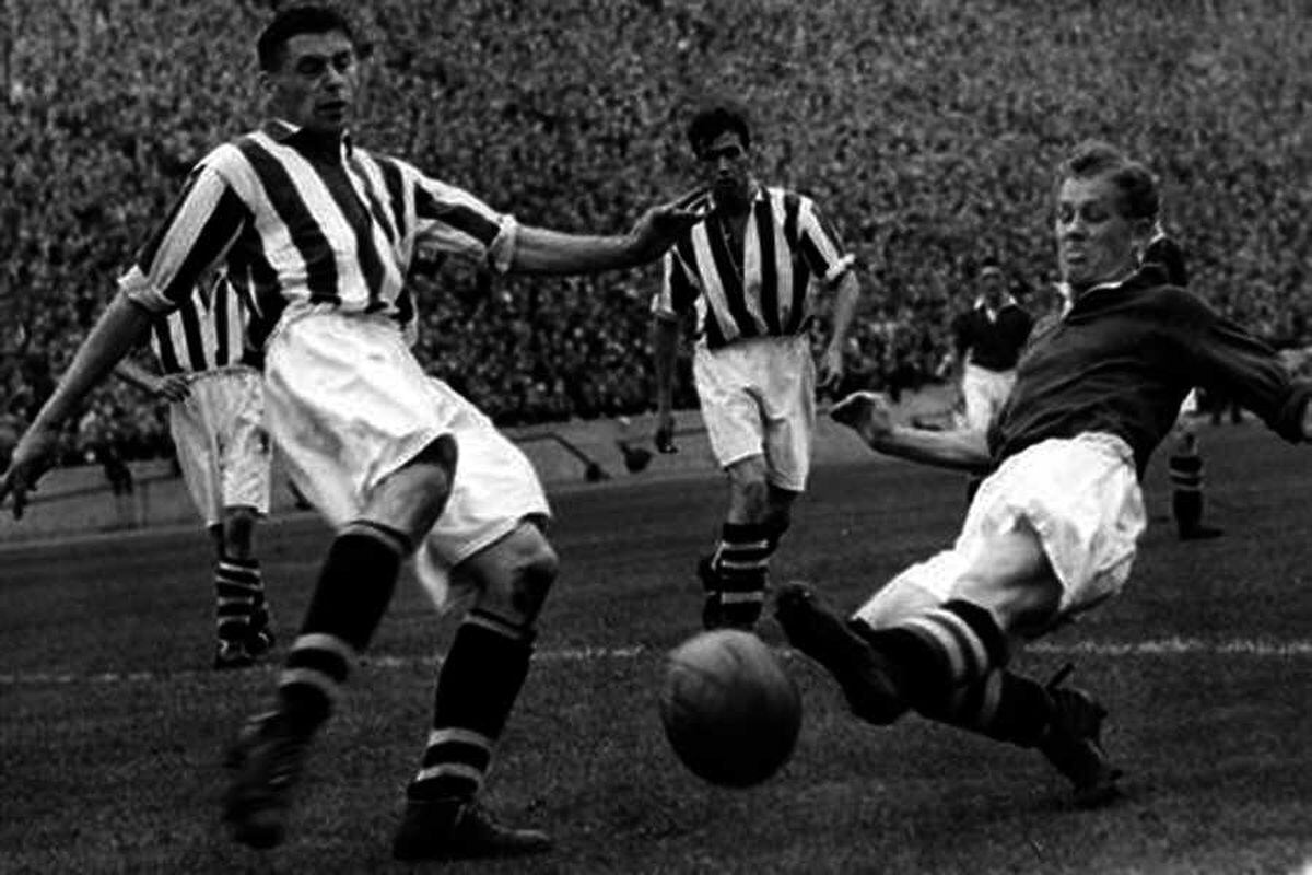 Former West Bromwich Albion player Stan Rickaby dies aged 89
