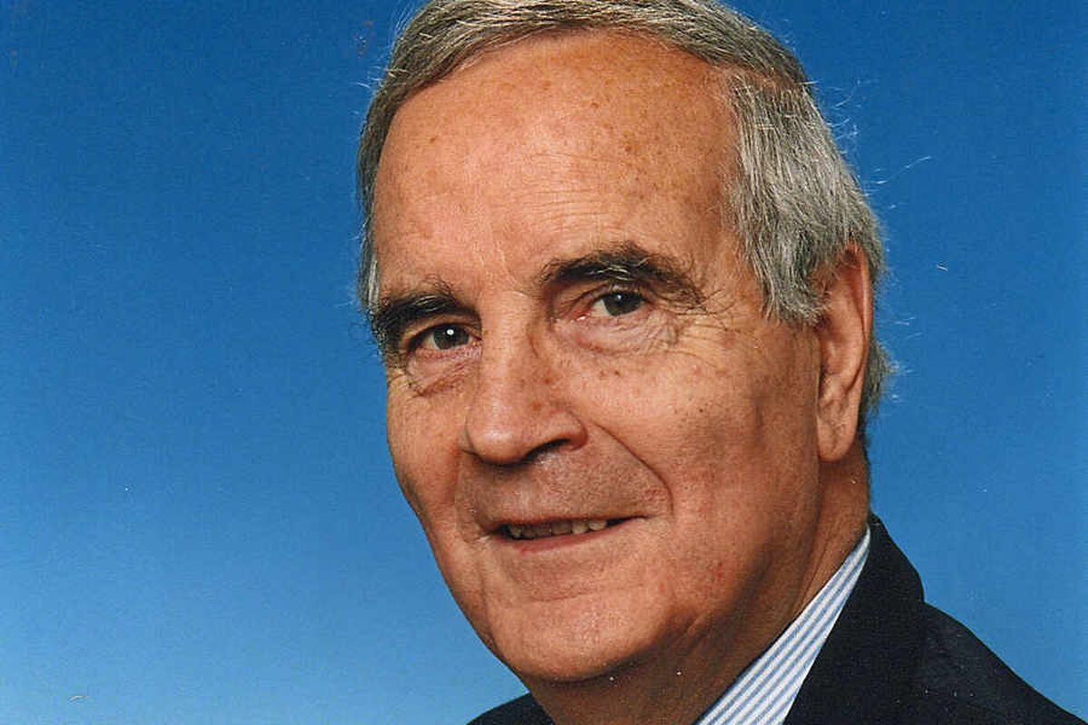 'Unflappable' former Wolverhampton doctor dies aged 87