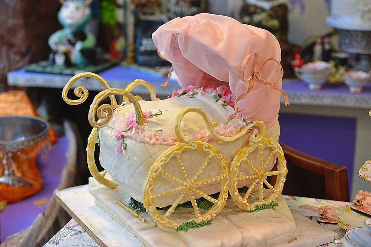 This cake shows impressive intricate work by Edna & Ethel's Cake House