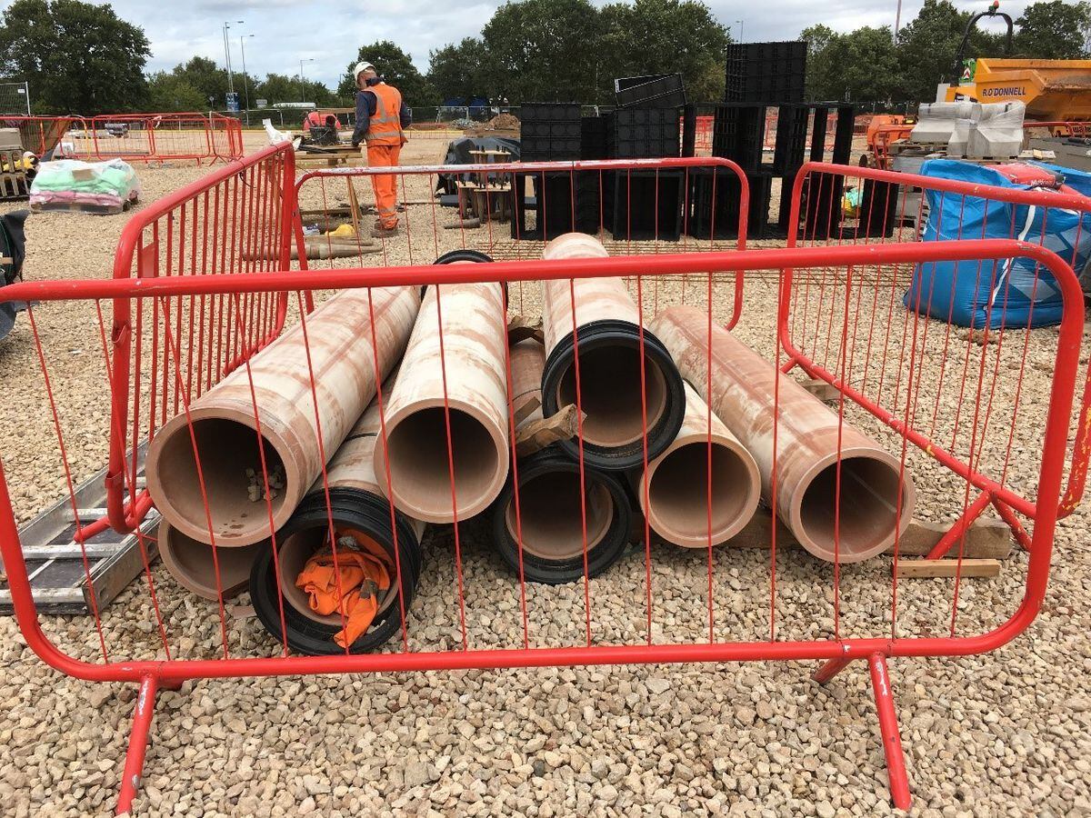 The 160kg drainage pipes