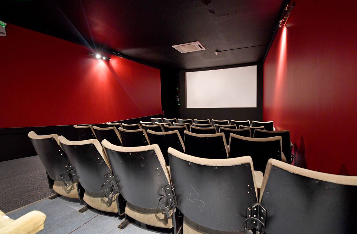 Lume Cinema interior 