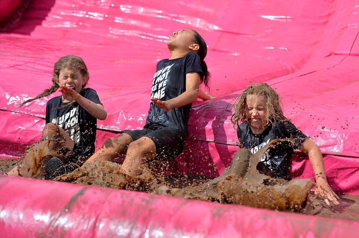 Race for Life Pretty Muddy 5k event at Sandwell Valley Country Park 