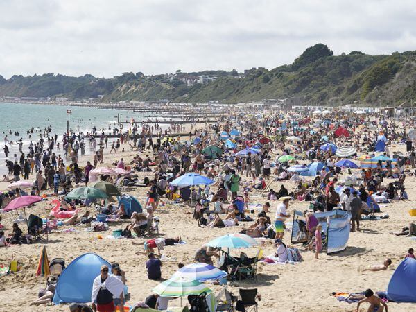 People make the most of the sunshine in Bournemouth