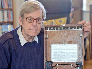 Dr Mark Baldwin and the Enigma machine