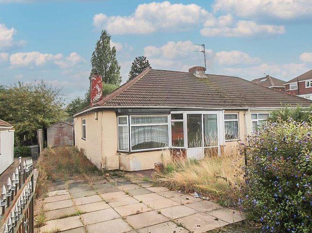 The bungalow on Dock Meadow Drive, Wolverhampton. Photo: Skitts Estate Agents/Rightmove