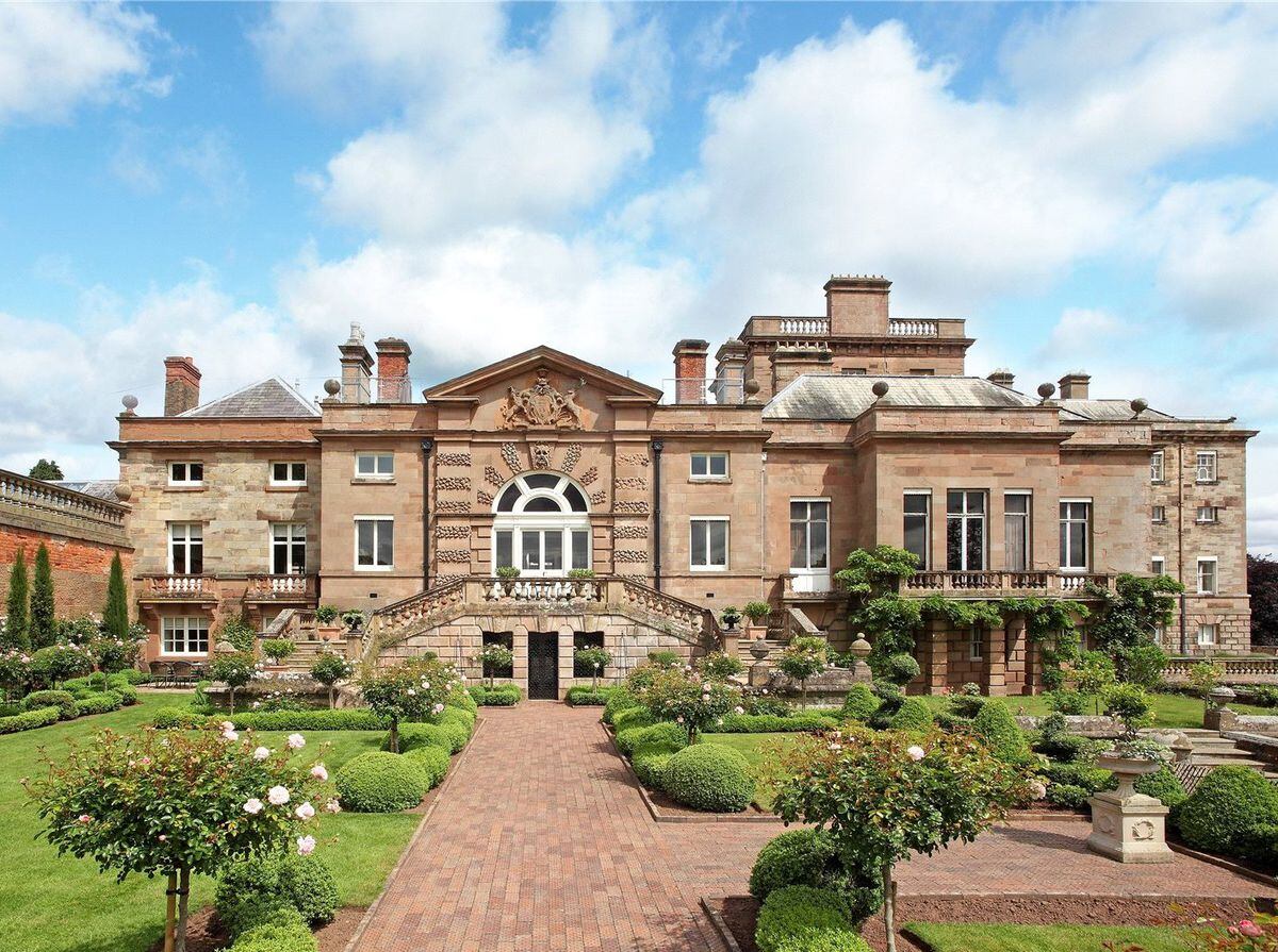FOR SALE: Fancy buying The West Wing for a cool £1.3m? 