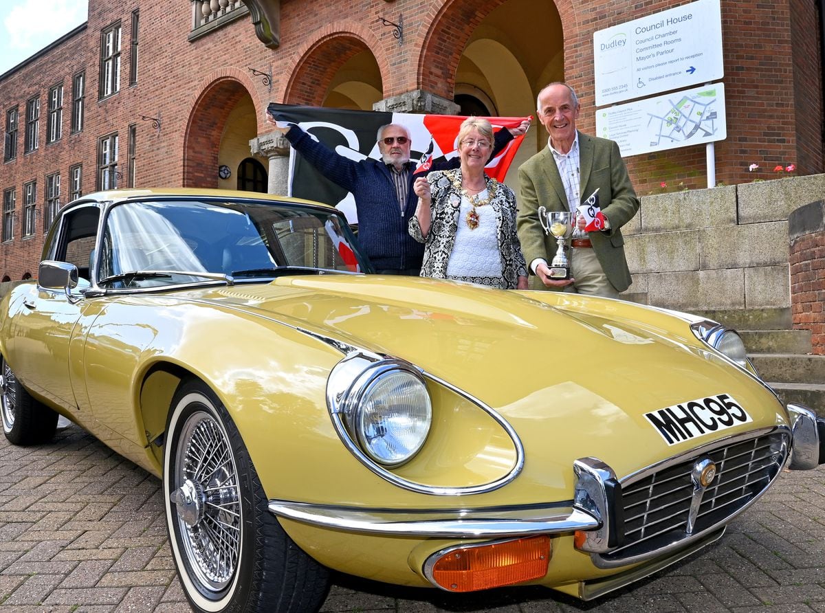 Dudley Mayor, Cllr Sue Greenaway, promoting  the Black Country Festival with Maurice Cole, who owns the pictured 1972 V12 E-Type Jaguar, and John Emms, organiser of the classic car show.