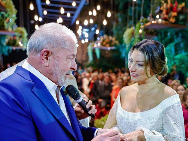 Luiz Inacio Lula da Silva, Brazil's former president and sociologist Rosangela Silva get married in Sao Paulo