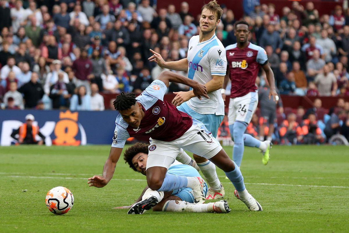Aston Villa's Ollie Watkins (front) is fouled by Crystal Palace's Chris Richards for a penalty during the Premier League match at Villa Park, Birmingham. Picture date: Saturday September 16, 2023. PA Photo. See PA story SOCCER Villa. Photo credit should read: Barrington Coombs/PA Wire..RESTRICTIONS: EDITORIAL USE ONLY No use with unauthorised audio, video, data, fixture lists, club/league logos or "live" services. Online in-match use limited to 120 images, no video emulation. No use in betting, games or single club/league/player publications.. ...