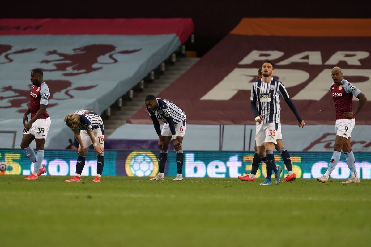 Dejected West Bromwich Albion players at the final whistle after leading 1-2 to final score of 2-2 in final few minutes - Conor Gallagher of West Bromwich Albion, Semi Ajayi of West Bromwich Albion and Okay Yokuslu of West Bromwich Albion. (AMA)