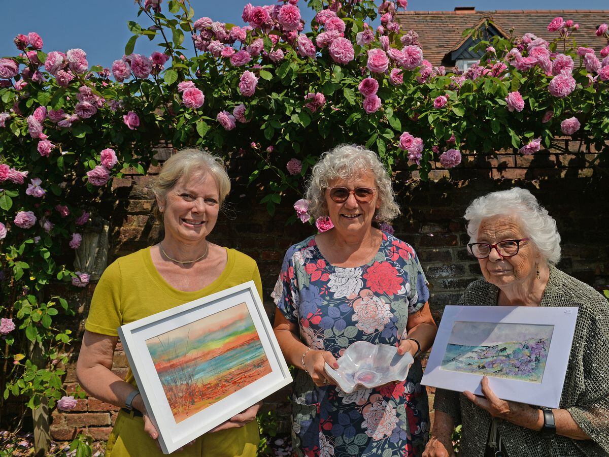 Town's art trail nets £3,000 for local charity
