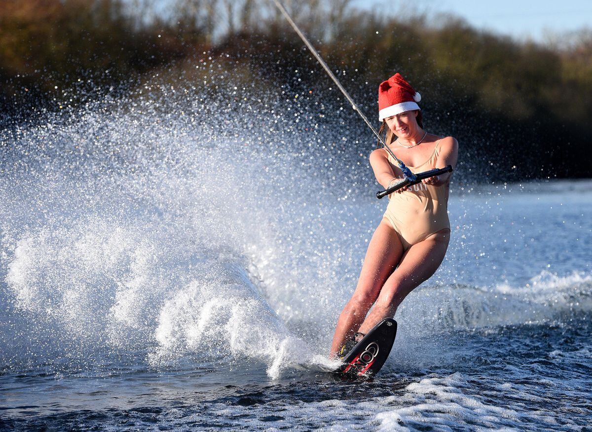 Daredevil's freezing cold 'naked' water ski raises hundreds ...