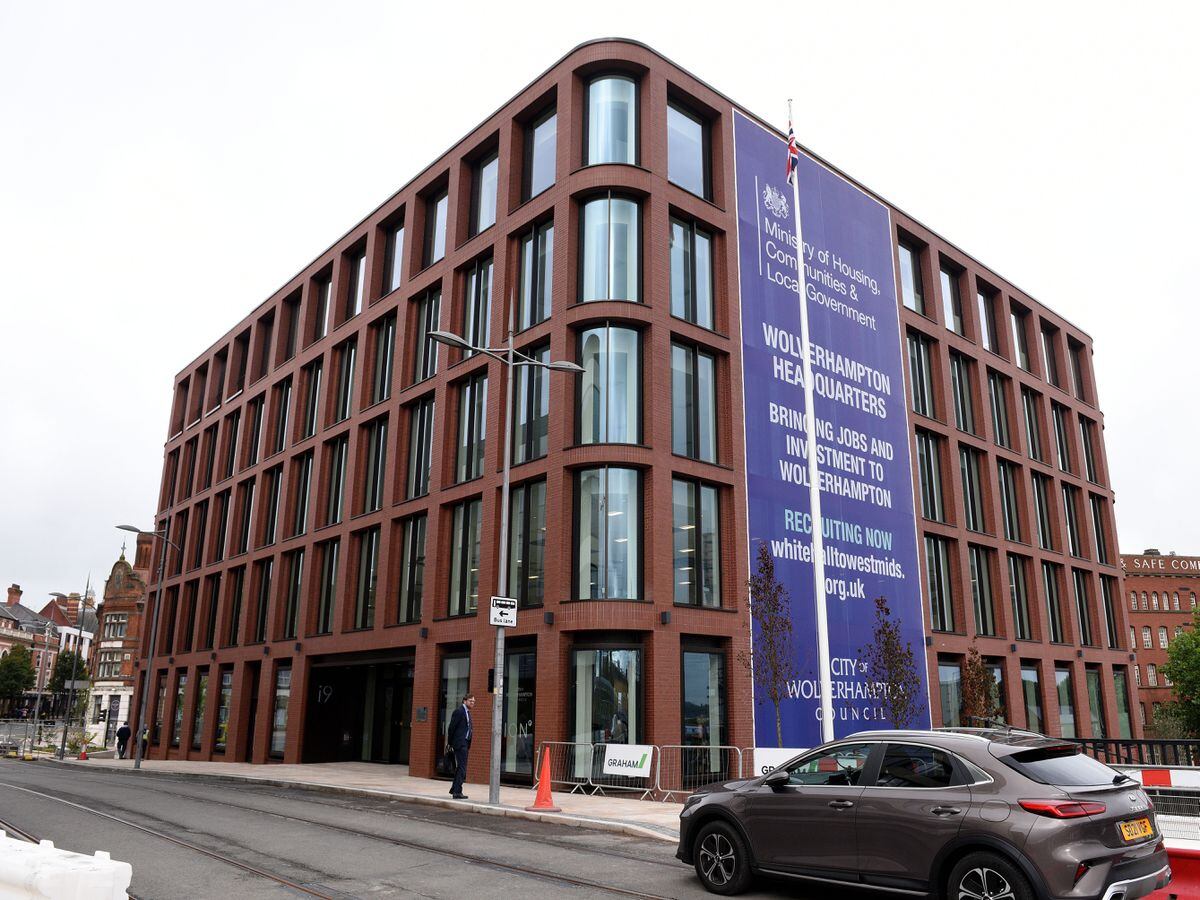 Wolverhampton Council said the city's i9 building is now almost fully let